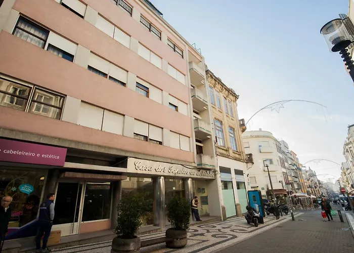 招待所 Ml Charming *